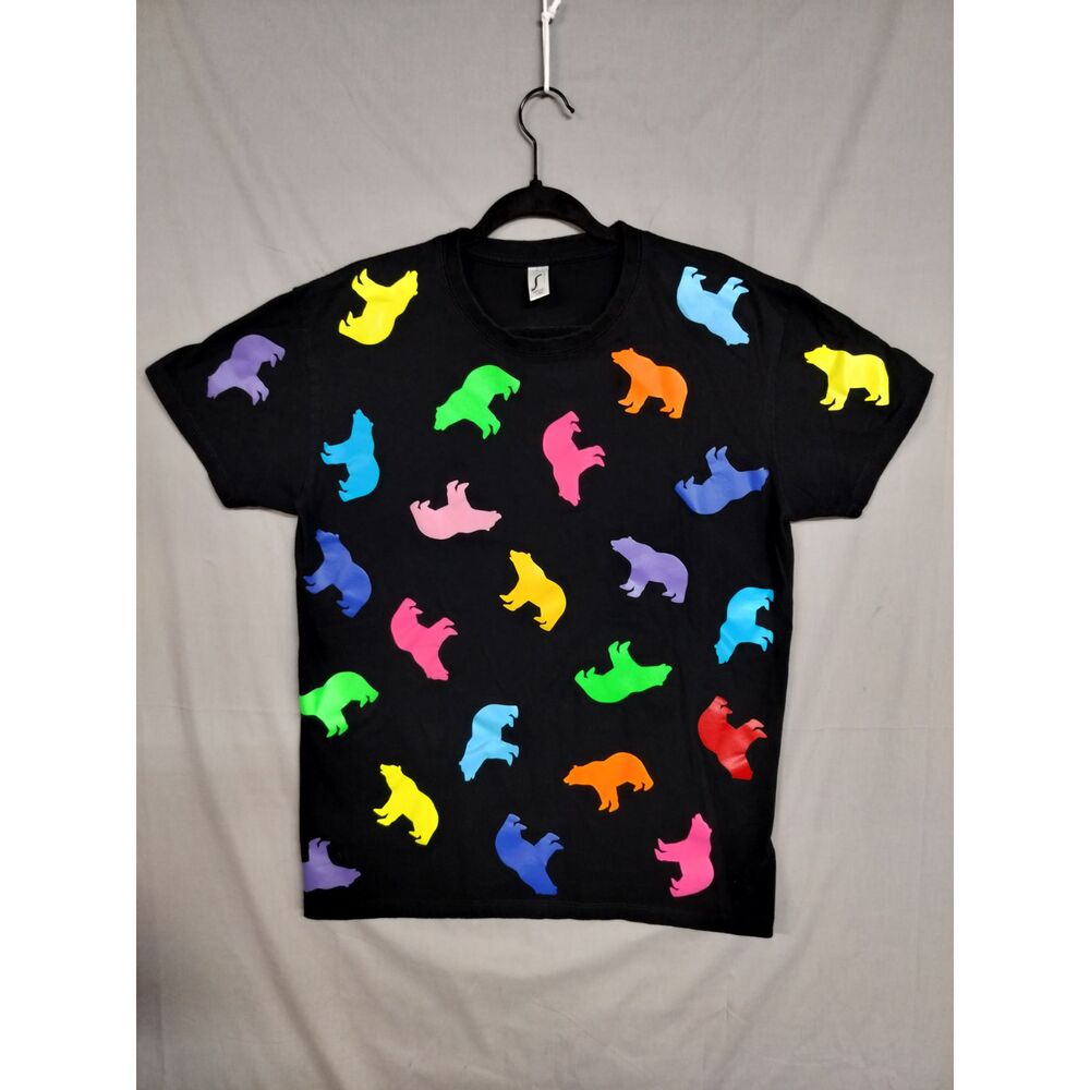 Hartzak Gay Bear rainbow Large shirt‎ lgbtq